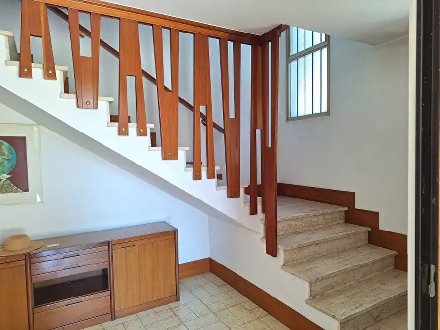 Immagine 10 di Casa bifamiliare in vendita  in via sant' elena a Venezia