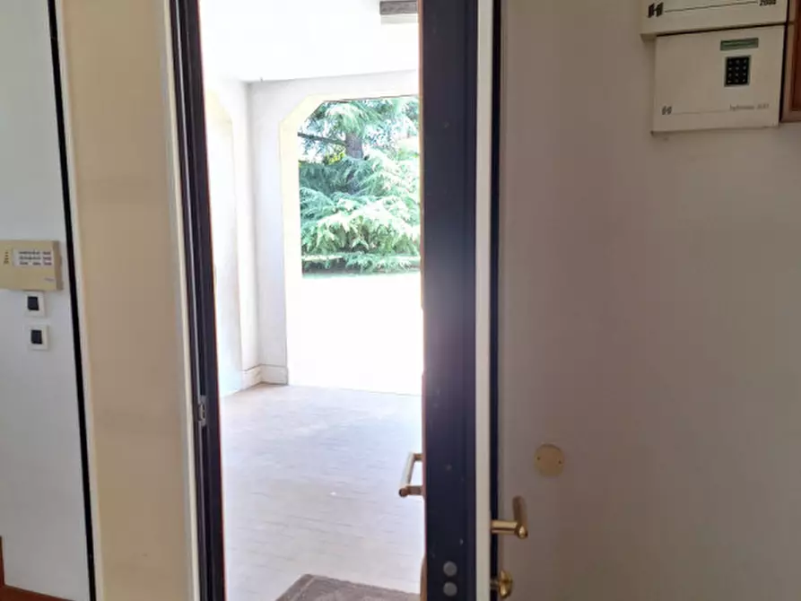 Immagine 19 di Casa bifamiliare in vendita  in via sant' elena a Venezia