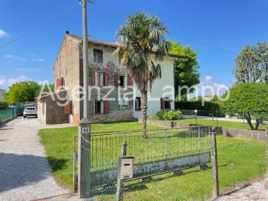 Immagine 1 di Casa bifamiliare in vendita  in Via Villanova a Portogruaro