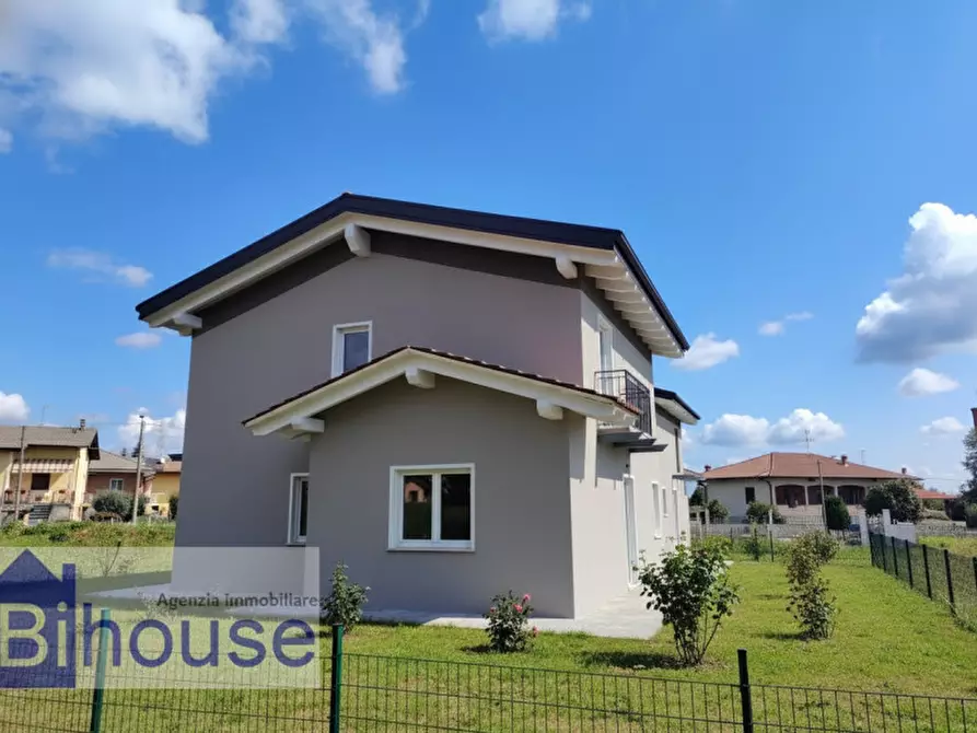 Immagine 5 di Villa in vendita  a Candelo