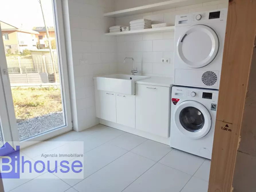 Immagine 14 di Villa in vendita  a Candelo