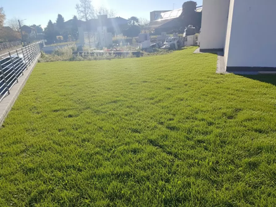 Immagine 16 di Villa in vendita  a Candelo