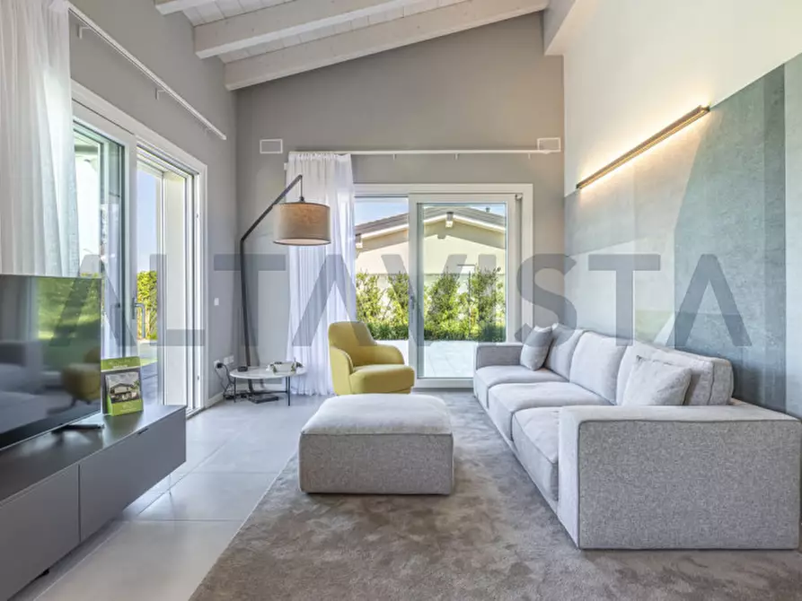 Immagine 22 di Villa in vendita  in via bolognina a Bedizzole