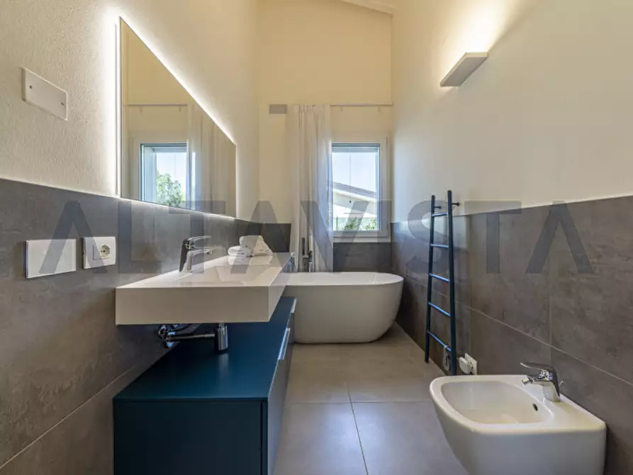 Immagine 35 di Villa in vendita  in via bolognina a Bedizzole