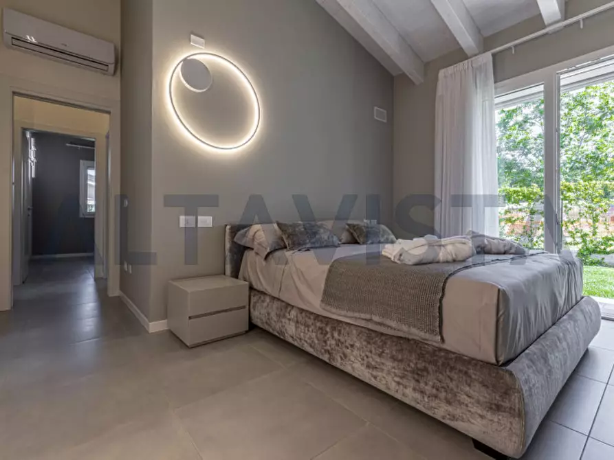 Immagine 43 di Villa in vendita  in via bolognina a Bedizzole