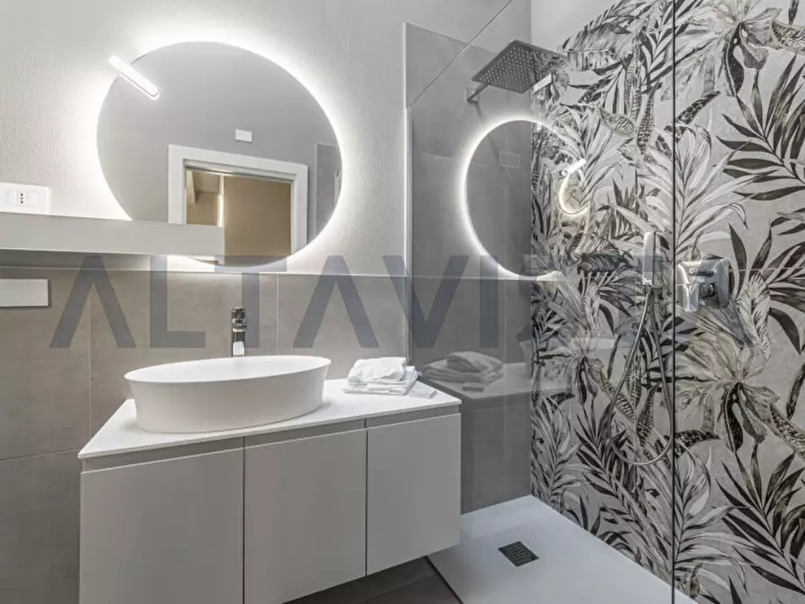 Immagine 46 di Villa in vendita  in via bolognina a Bedizzole