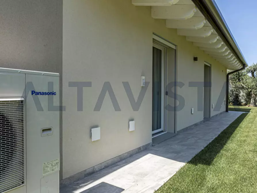 Immagine 53 di Villa in vendita  in via bolognina a Bedizzole