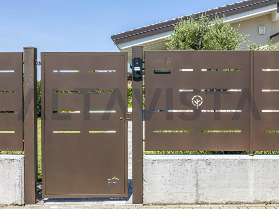 Immagine 55 di Villa in vendita  in via bolognina a Bedizzole