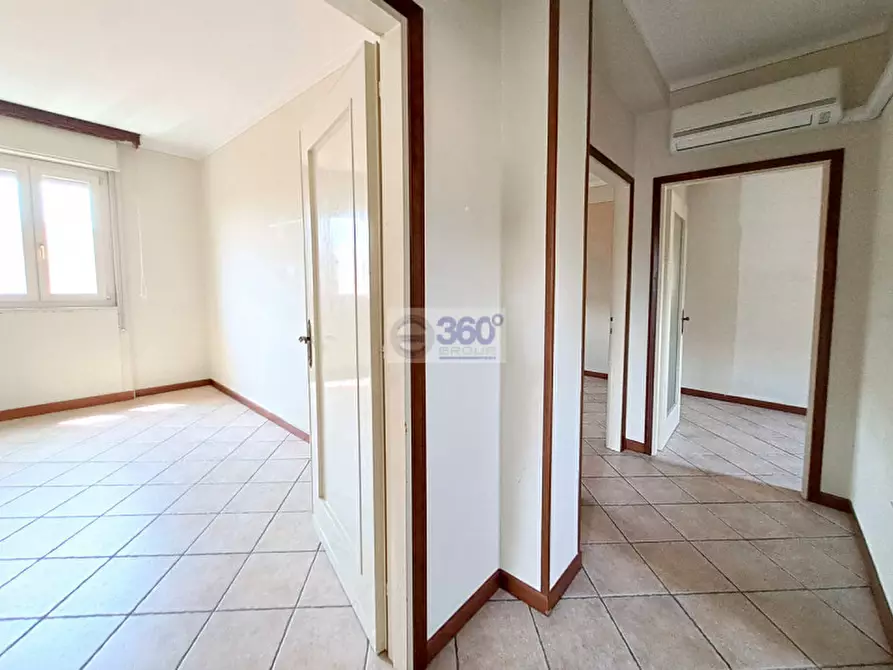 Immagine 17 di Appartamento in vendita  in Via San Filastro a Provaglio D'iseo