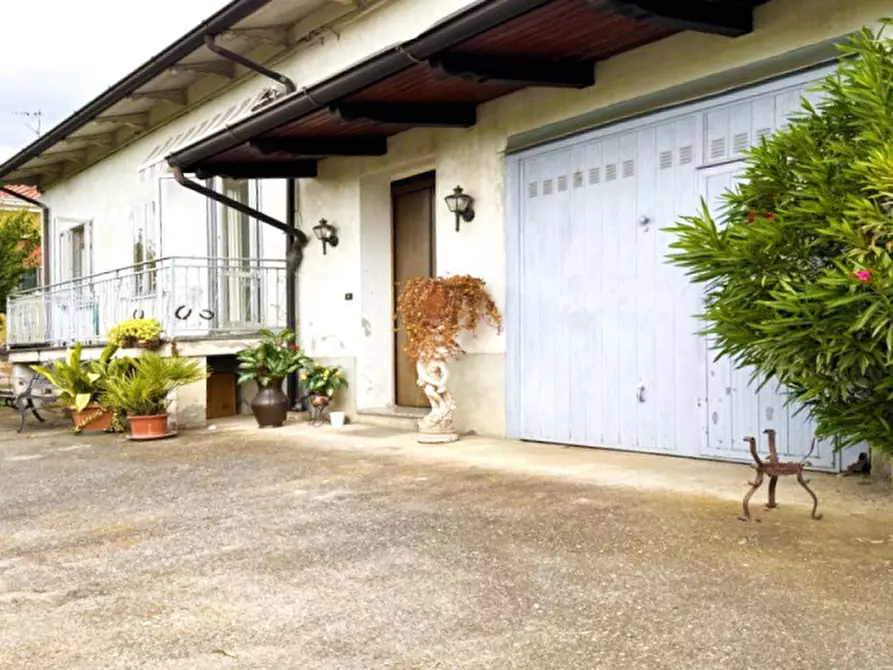 Immagine 3 di Casa indipendente in vendita  a Castell'arquato