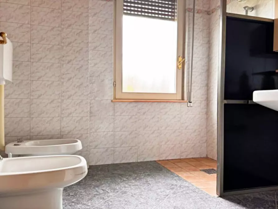 Immagine 12 di Casa indipendente in vendita  a Castell'arquato