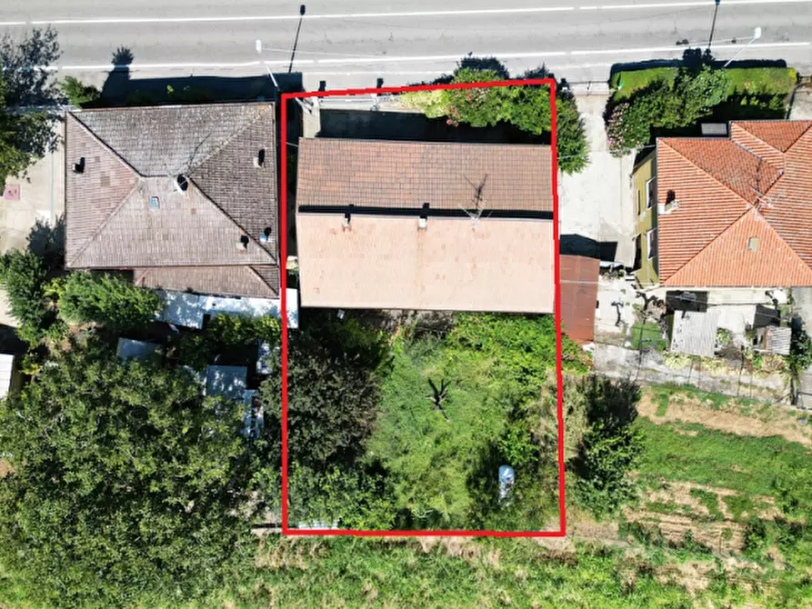 Immagine 18 di Casa indipendente in vendita  a Castell'arquato