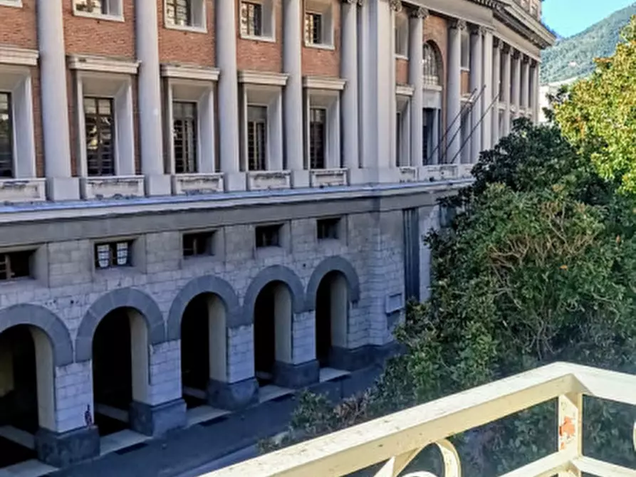 Immagine 3 di Appartamento in vendita  in Via Roma a Salerno