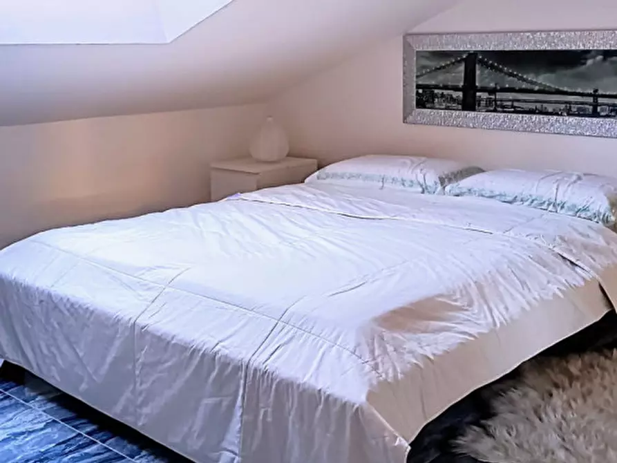 Immagine 23 di Appartamento in vendita  in Via Roma a Salerno