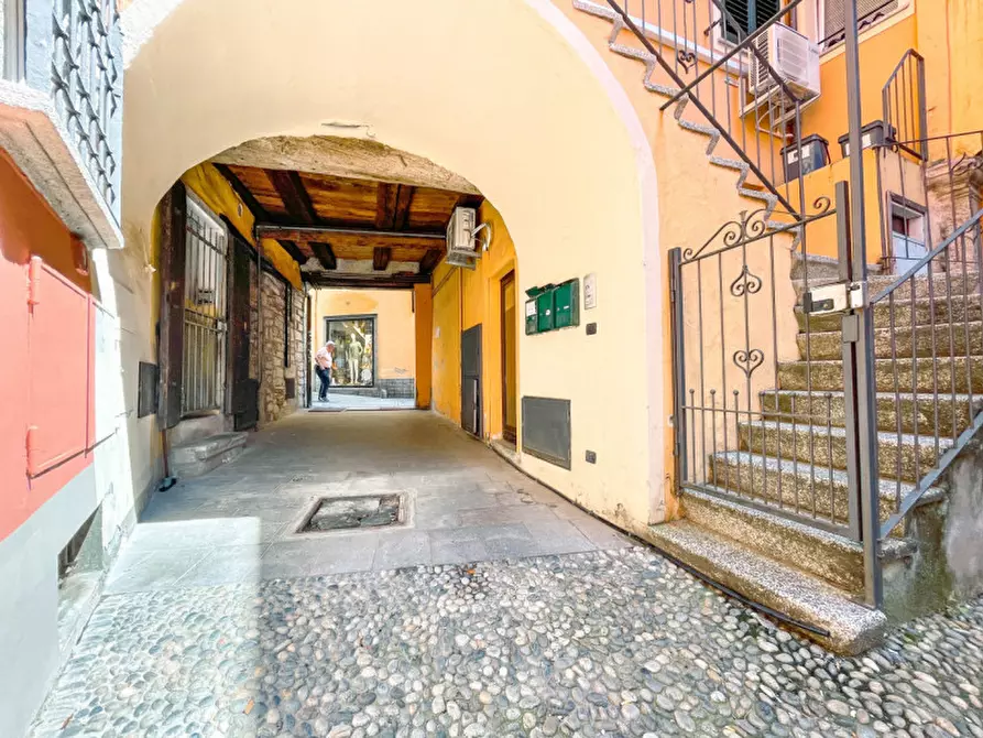 Immagine 8 di Appartamento in vendita  in Via San Vittore a Verbania