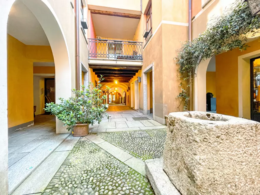 Immagine 9 di Appartamento in vendita  in Via San Vittore a Verbania