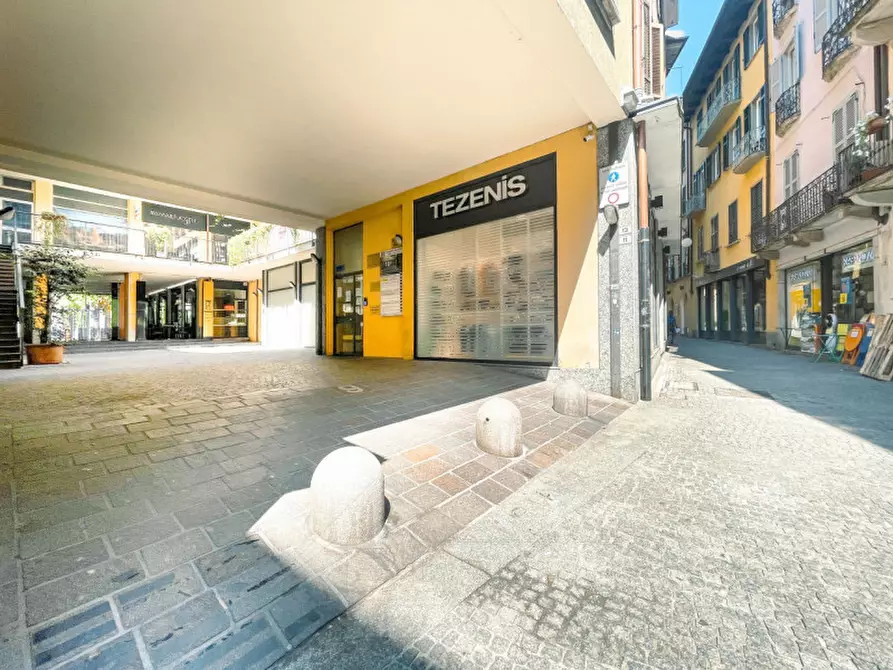 Immagine 11 di Appartamento in vendita  in Via San Vittore a Verbania