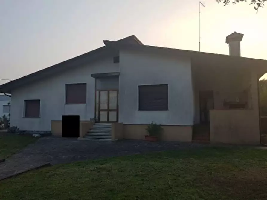 Immagine 1 di Casa bifamiliare in vendita  in Via Risorgimento, 6 a Paese