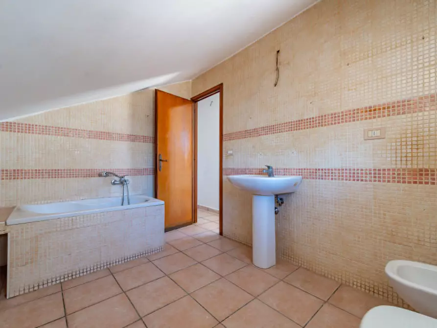 Immagine 14 di Appartamento in vendita  in via ernesto basile 39c a Roma