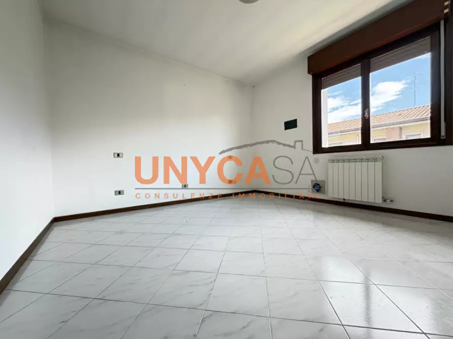 Immagine 7 di Villetta a schiera in vendita  a Verona