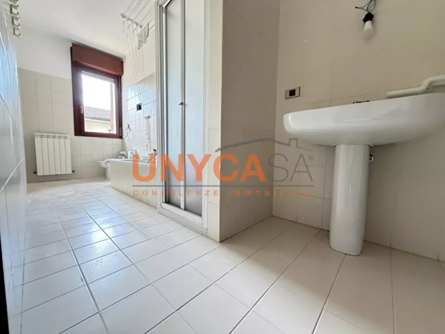 Immagine 13 di Villetta a schiera in vendita  a Verona