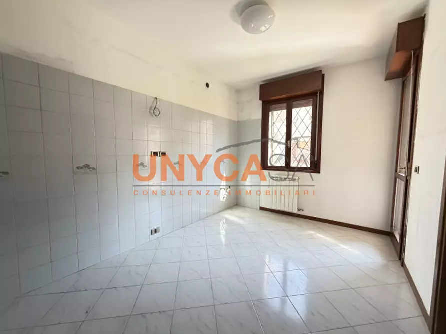 Immagine 14 di Villetta a schiera in vendita  a Verona