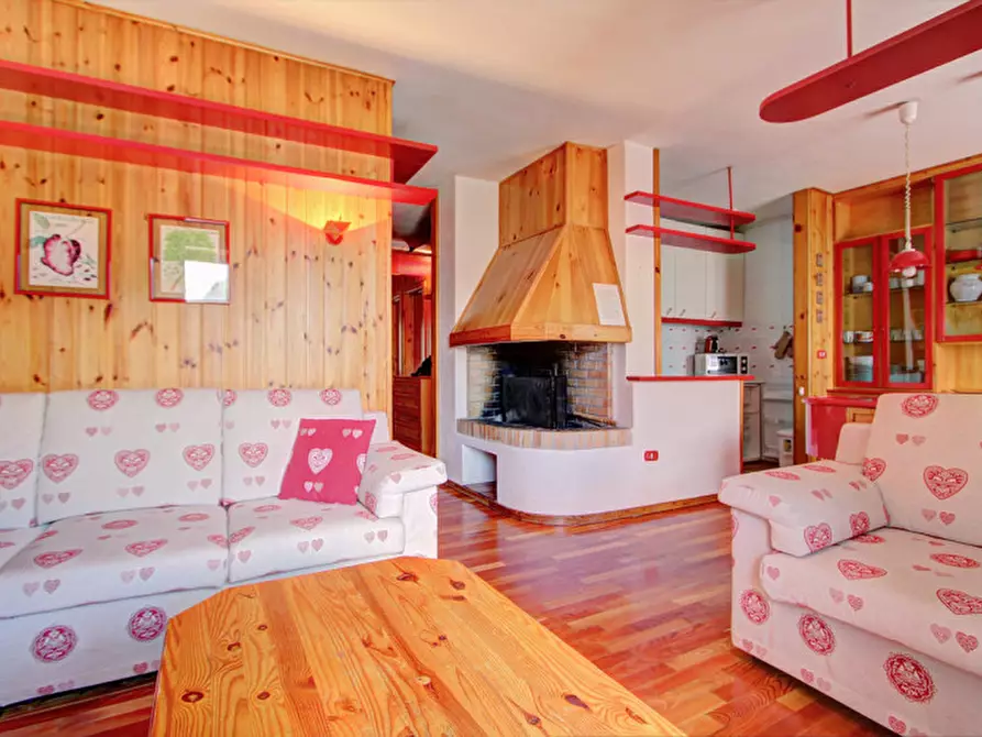 Immagine 7 di Appartamento in vendita  in Via degli Sfulmini a Pinzolo