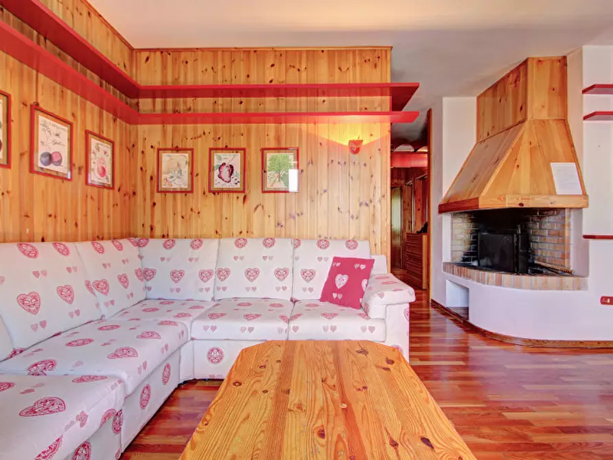 Immagine 10 di Appartamento in vendita  in Via degli Sfulmini a Pinzolo