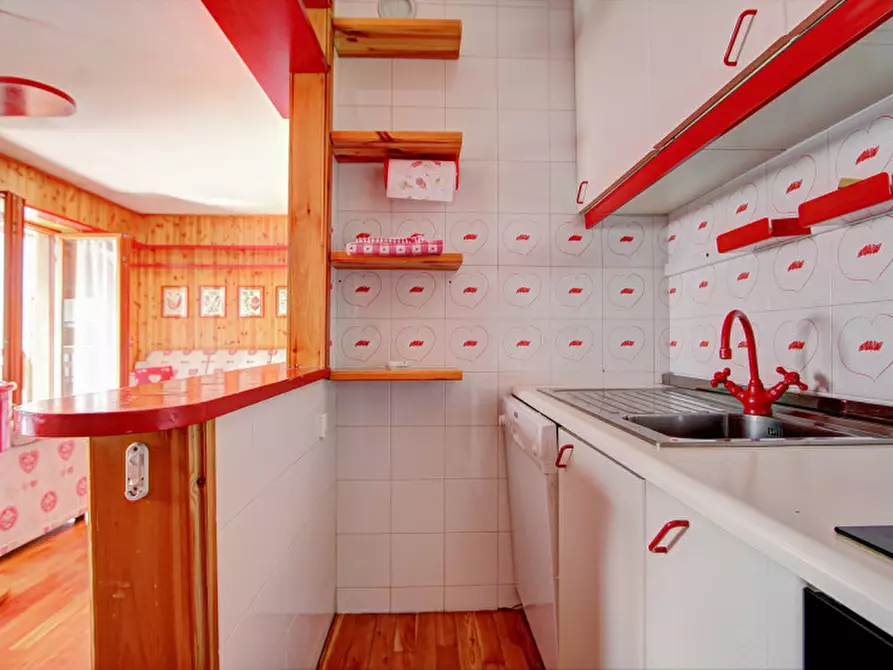 Immagine 15 di Appartamento in vendita  in Via degli Sfulmini a Pinzolo