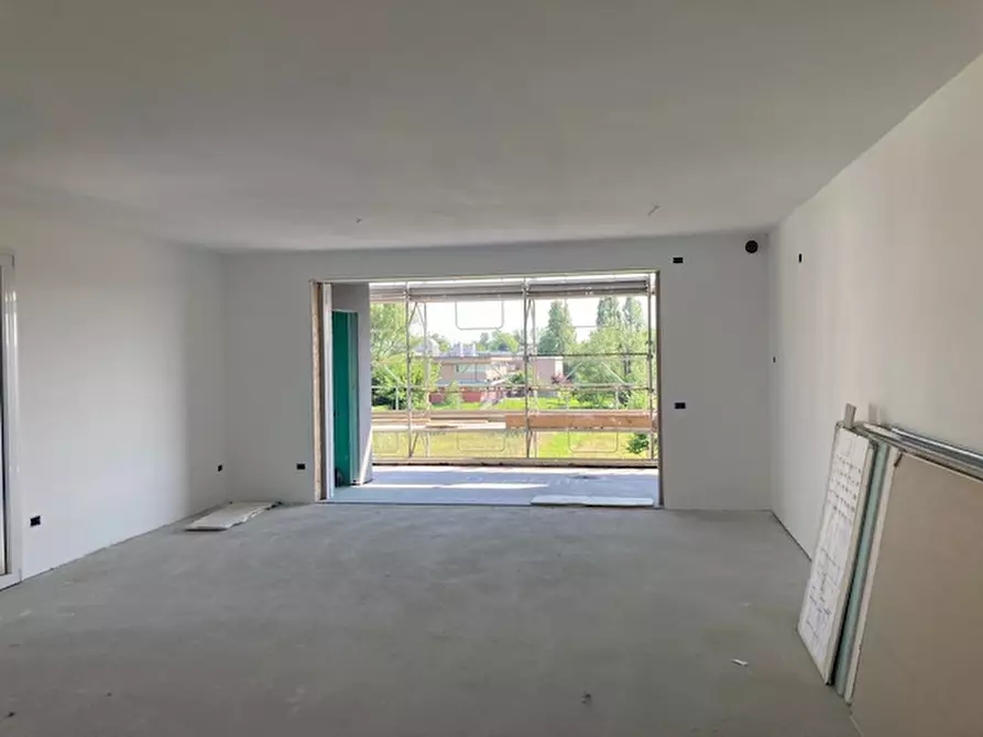 Immagine 2 di Appartamento in vendita  in Via Mons. L. Giussani a Spinea