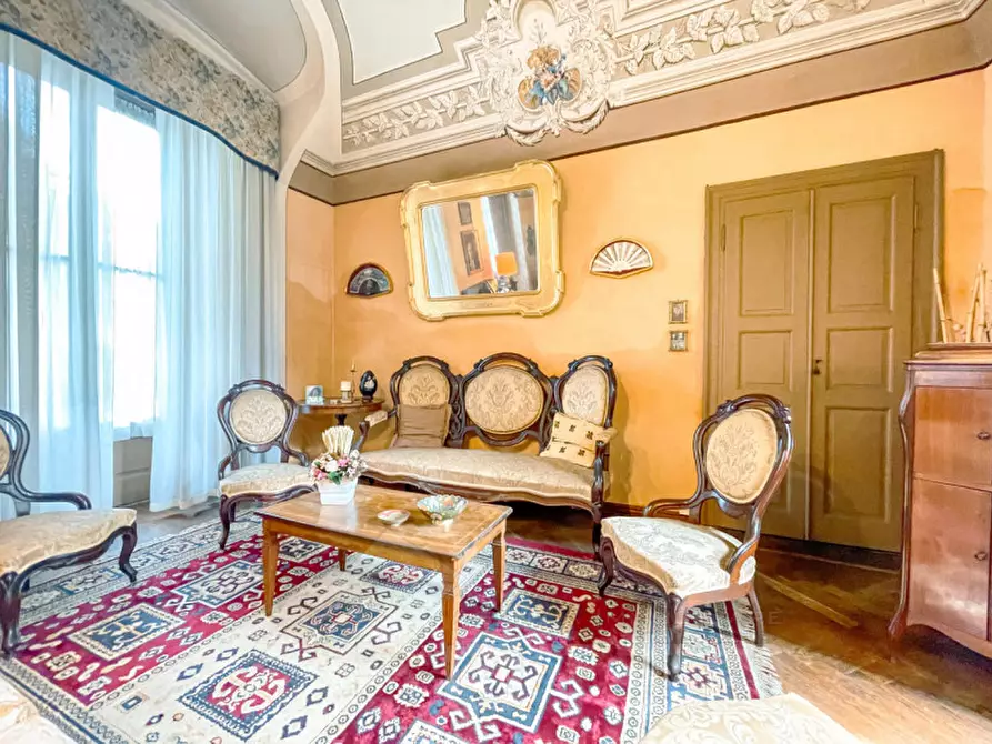 Immagine 6 di Villa in vendita  in via parona 8 a Gozzano