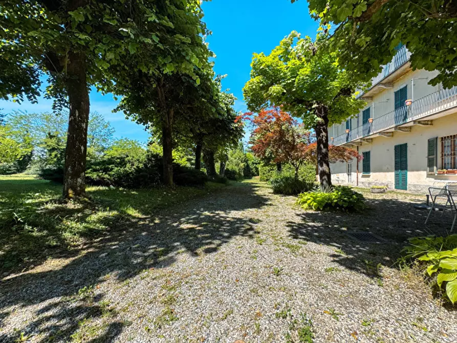 Immagine 34 di Villa in vendita  in via parona 8 a Gozzano