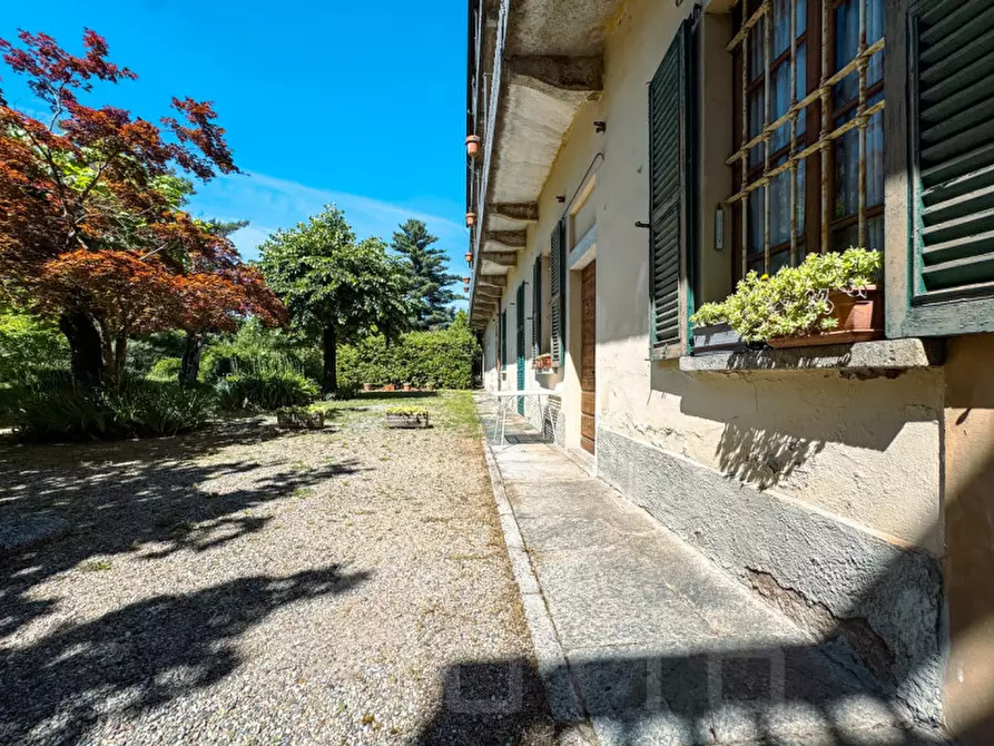 Immagine 39 di Villa in vendita  in via parona 8 a Gozzano