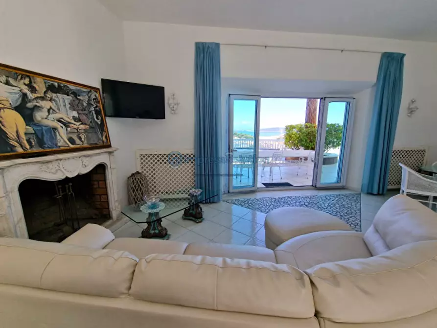 Immagine 11 di Casa quadrifamiliare in vendita  in Via Quercia a Ischia