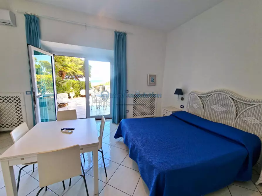 Immagine 20 di Casa quadrifamiliare in vendita  in Via Quercia a Ischia