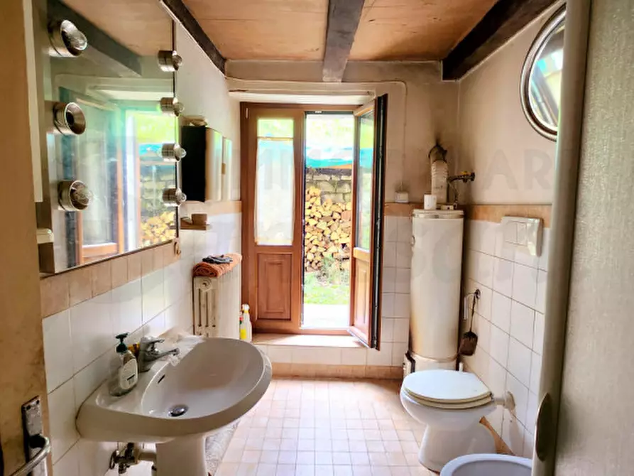 Immagine 8 di Appartamento in vendita  in via pieve a Montemignaio