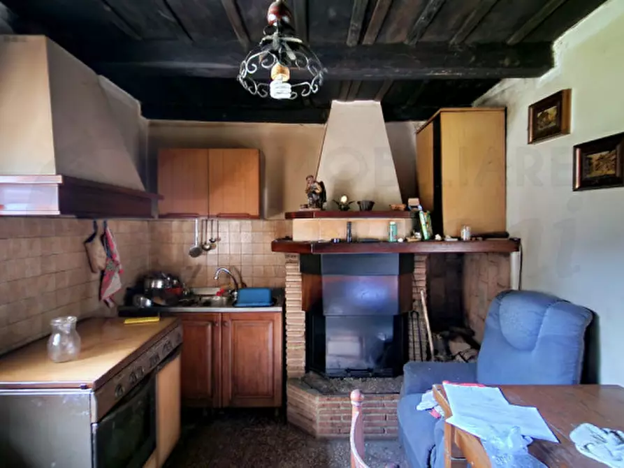 Immagine 9 di Appartamento in vendita  in via pieve a Montemignaio