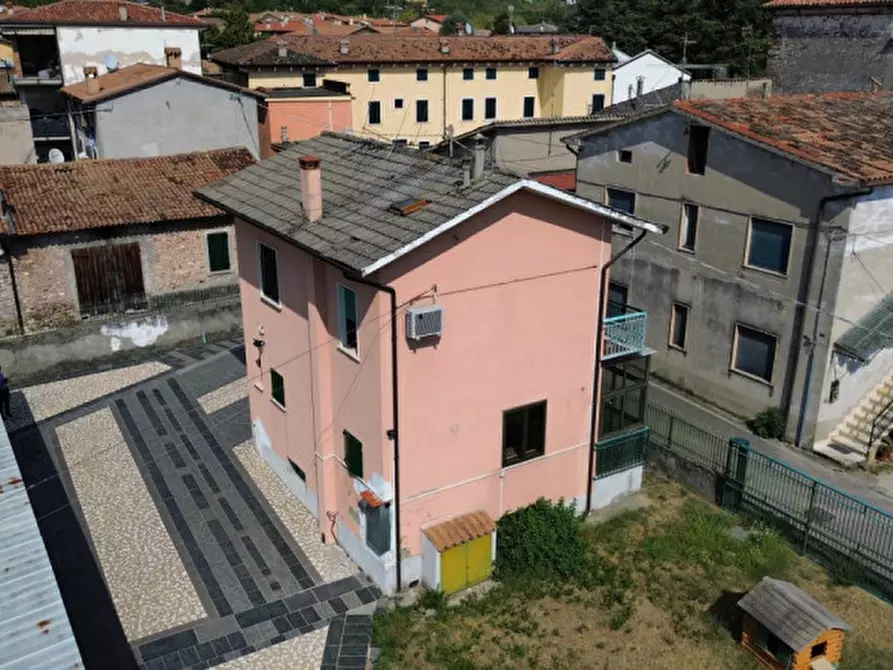 Immagine 1 di Casa indipendente in vendita  in Via Fossa Fumara 4 a Sant'ambrogio Di Valpolicella