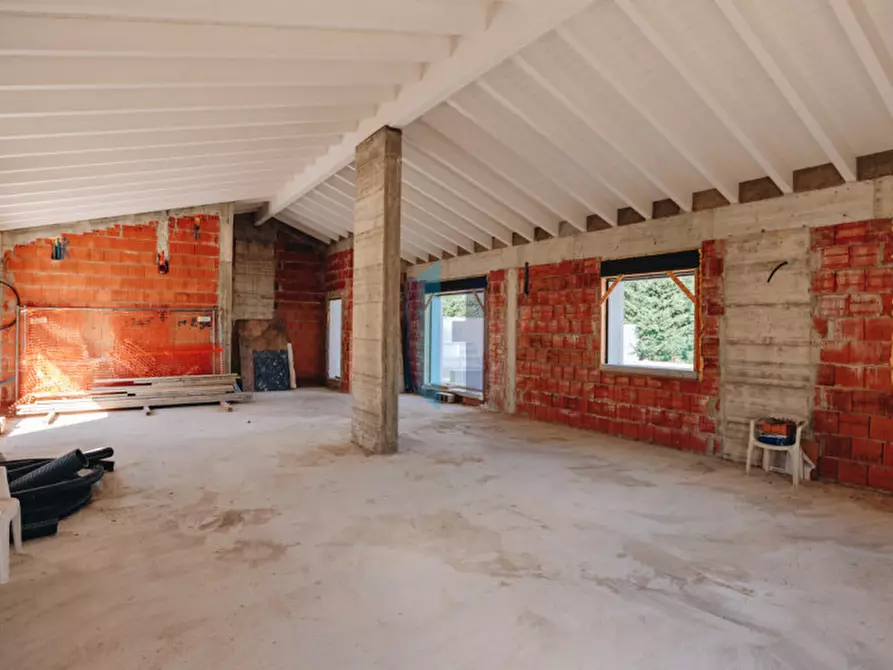 Immagine 20 di Villa in vendita  a Travagliato