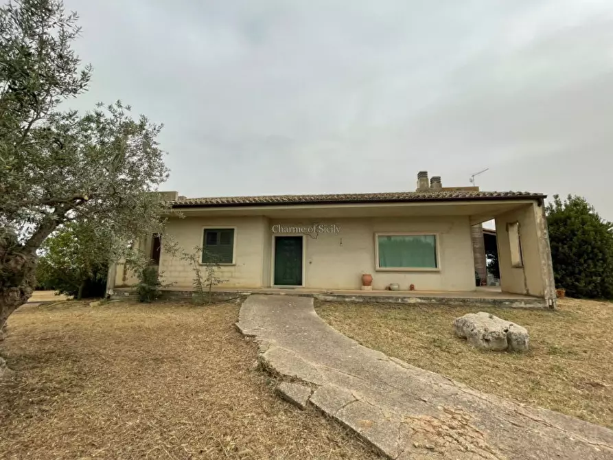 Immagine 31 di Casa indipendente in vendita  a Modica