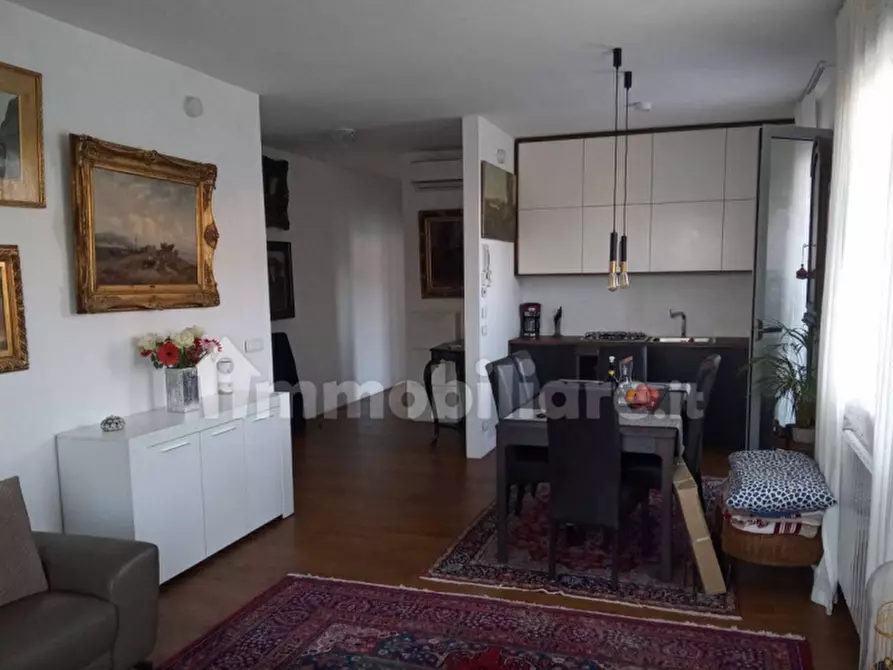 Immagine 1 di Appartamento in vendita  in Via Armistizio a Padova