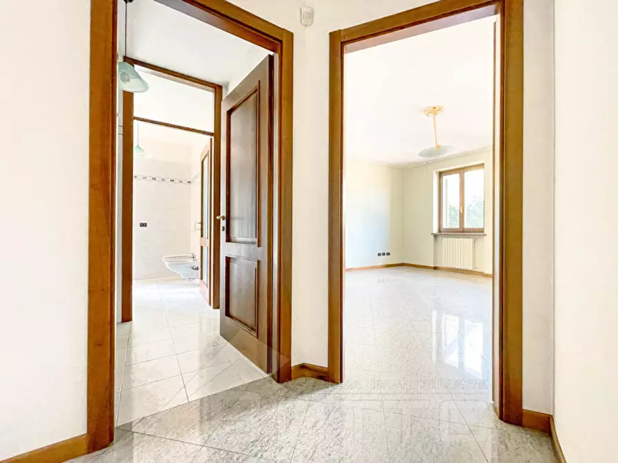 Immagine 15 di Villa in vendita  in via verdi 10 a Gozzano