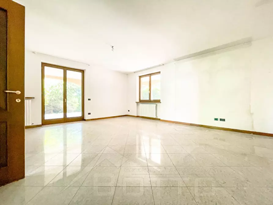 Immagine 22 di Villa in vendita  in via verdi 10 a Gozzano