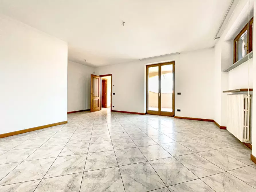 Immagine 31 di Villa in vendita  in via verdi 10 a Gozzano