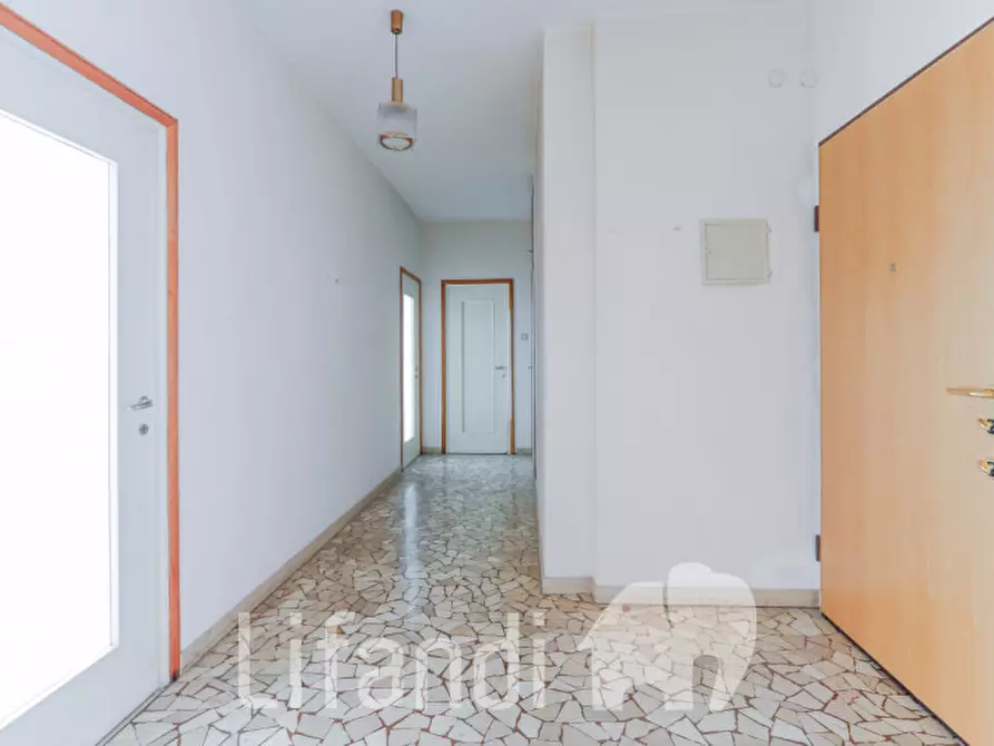 Immagine 9 di Appartamento in vendita  in via carducci a Bolzano