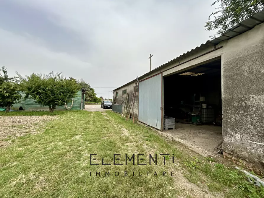 Immagine 37 di Casa indipendente in vendita  in Via Carezze 5 a Terrazzo