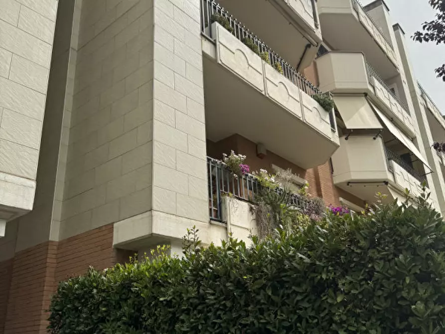 Immagine 1 di Appartamento in vendita  a Roma