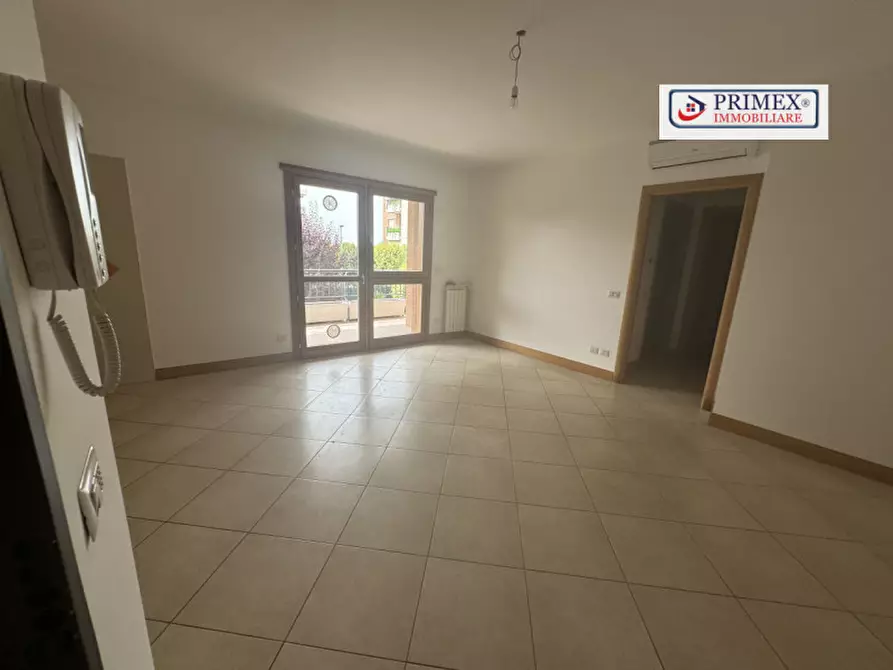 Immagine 6 di Appartamento in vendita  a Roma