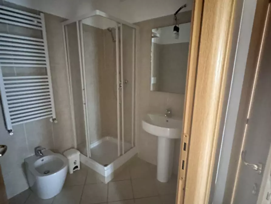 Immagine 16 di Appartamento in vendita  a Roma