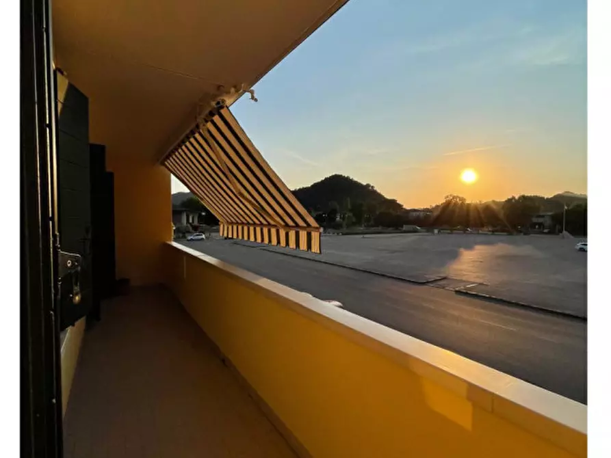 Immagine 2 di Appartamento in vendita  in piazza mercato a Teolo